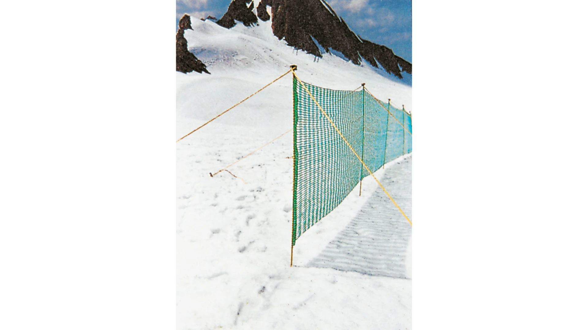 Snow fence