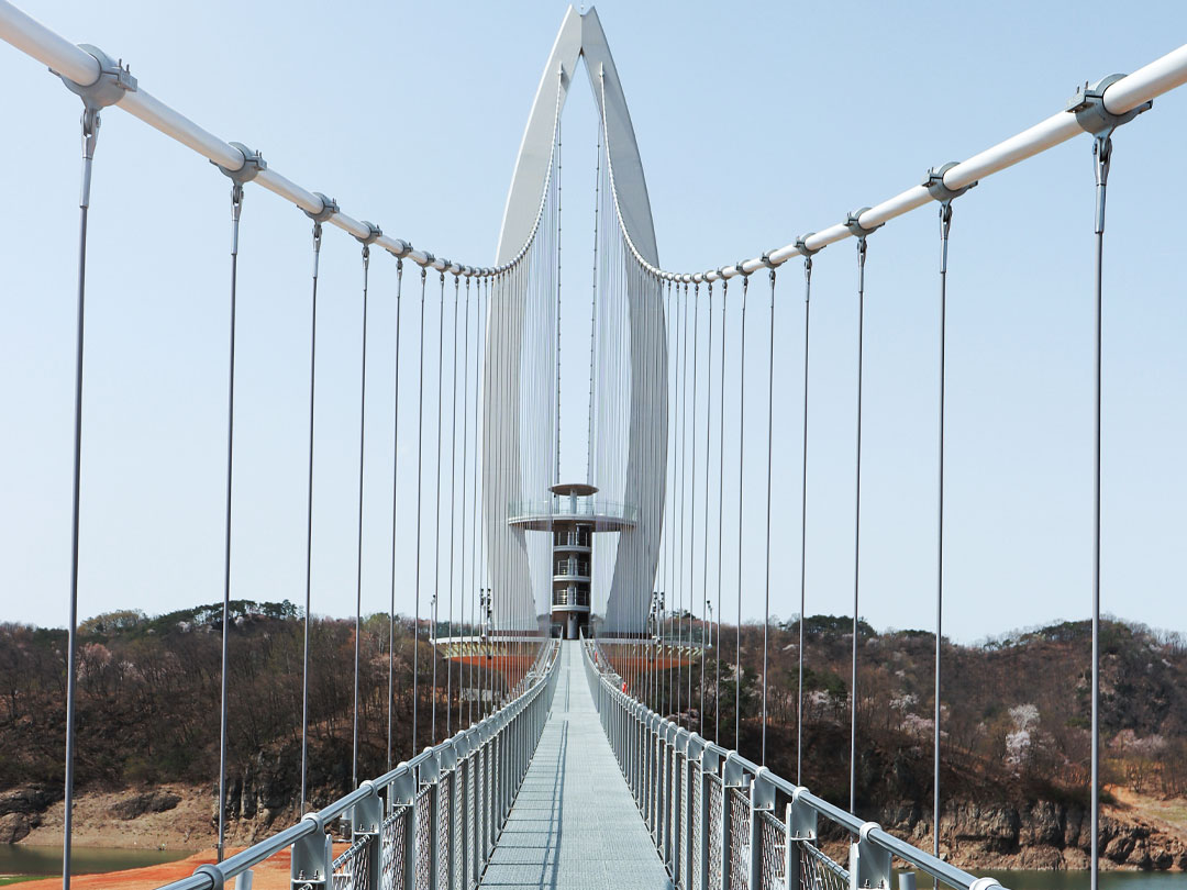 붕어섬 출렁다리